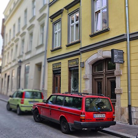 Pokoje Goscinne Victoria Cracóvia Exterior foto
